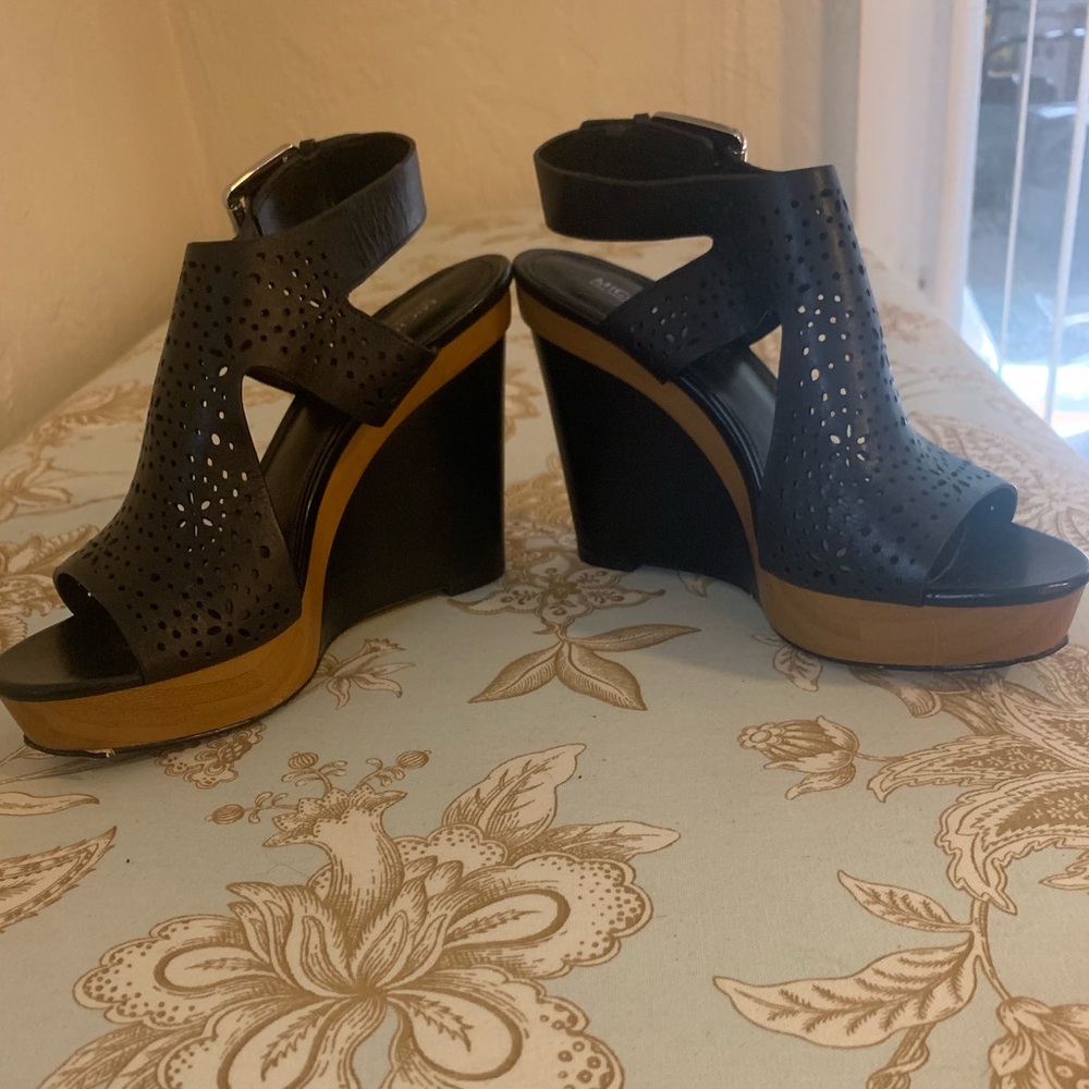 MICHAEL Michael Kors Wedges
